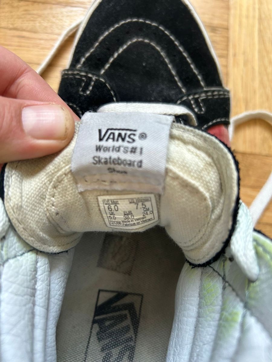 Vans Damenschuhe: VansSneaker, Blumenmuster, Grösse 38 – Gebraucht aus Bern von rah_fpy5 5