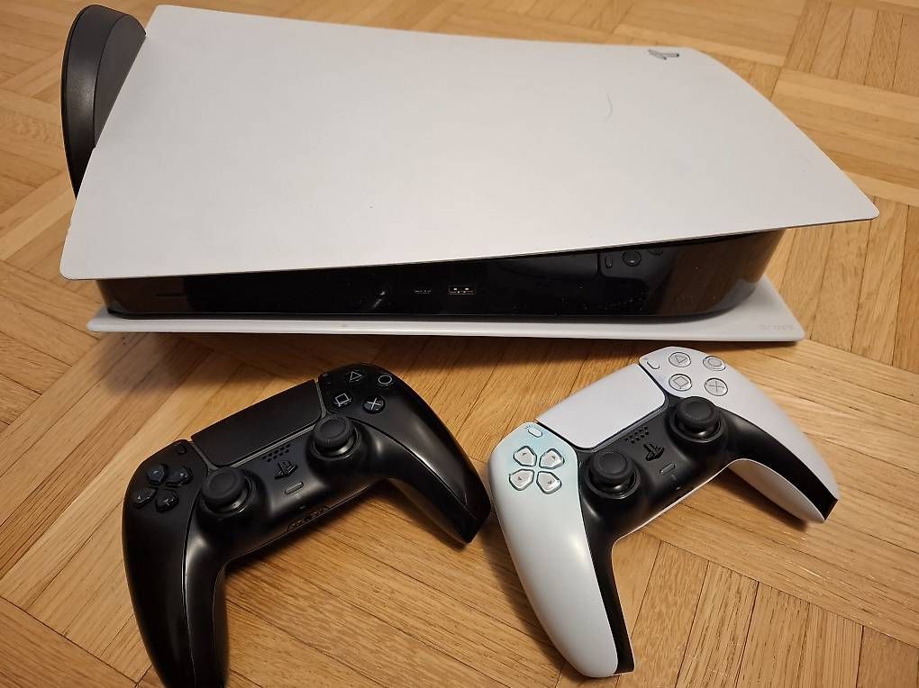 Console: PS5 zu verkaufen – Usato da subingen venduto da ganiu01