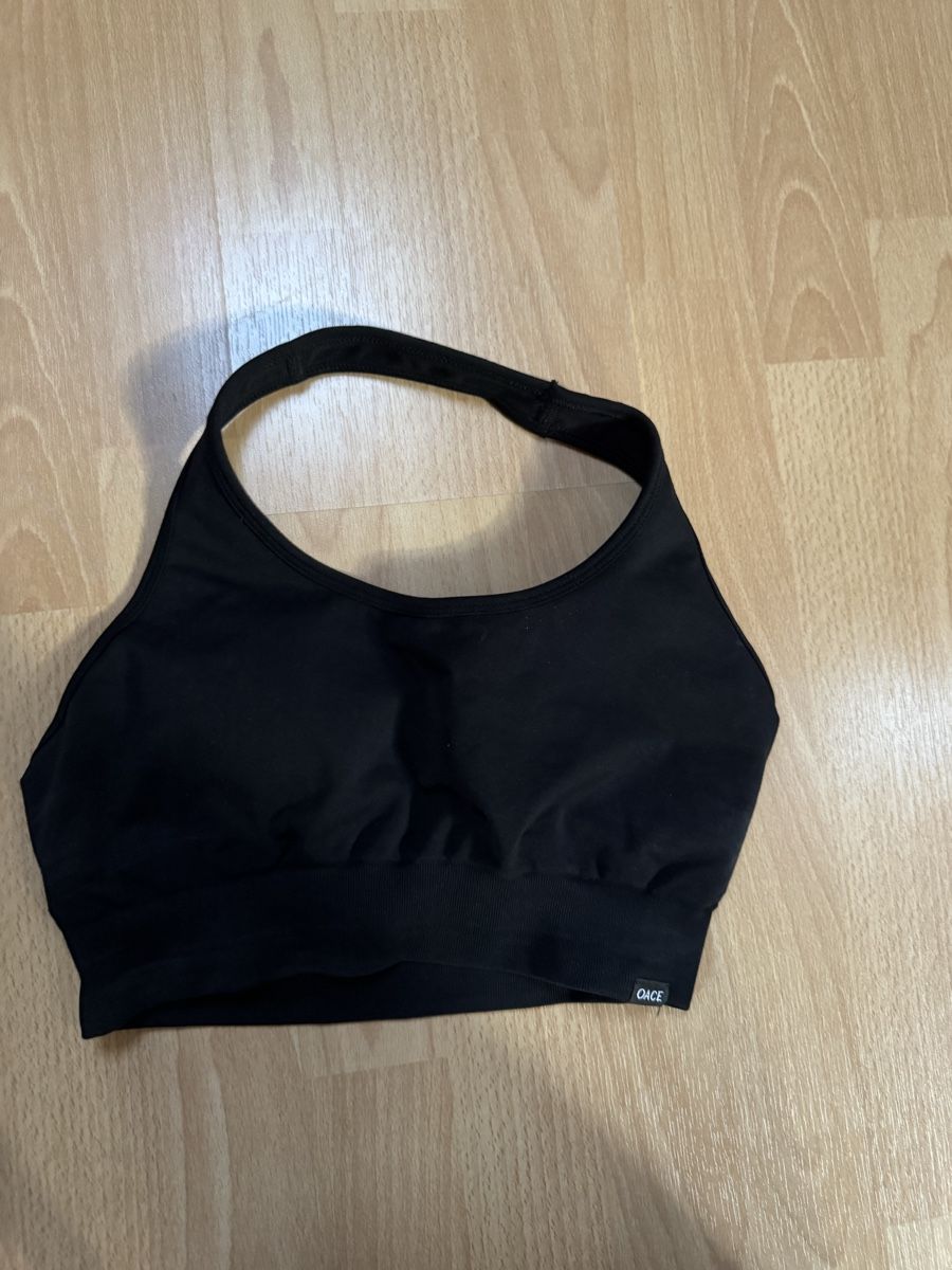 Oace Top: Sport BH Oace schwarz elastisch – Usato da BERN venduto da mar_rz79 1
