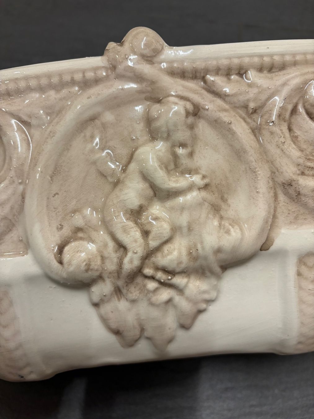 Tutte le decorazioni: wunderschöne, antike, grosse Keramik Schale mit Ornamenten – Usato da St.Gallen venduto da Boergie 4