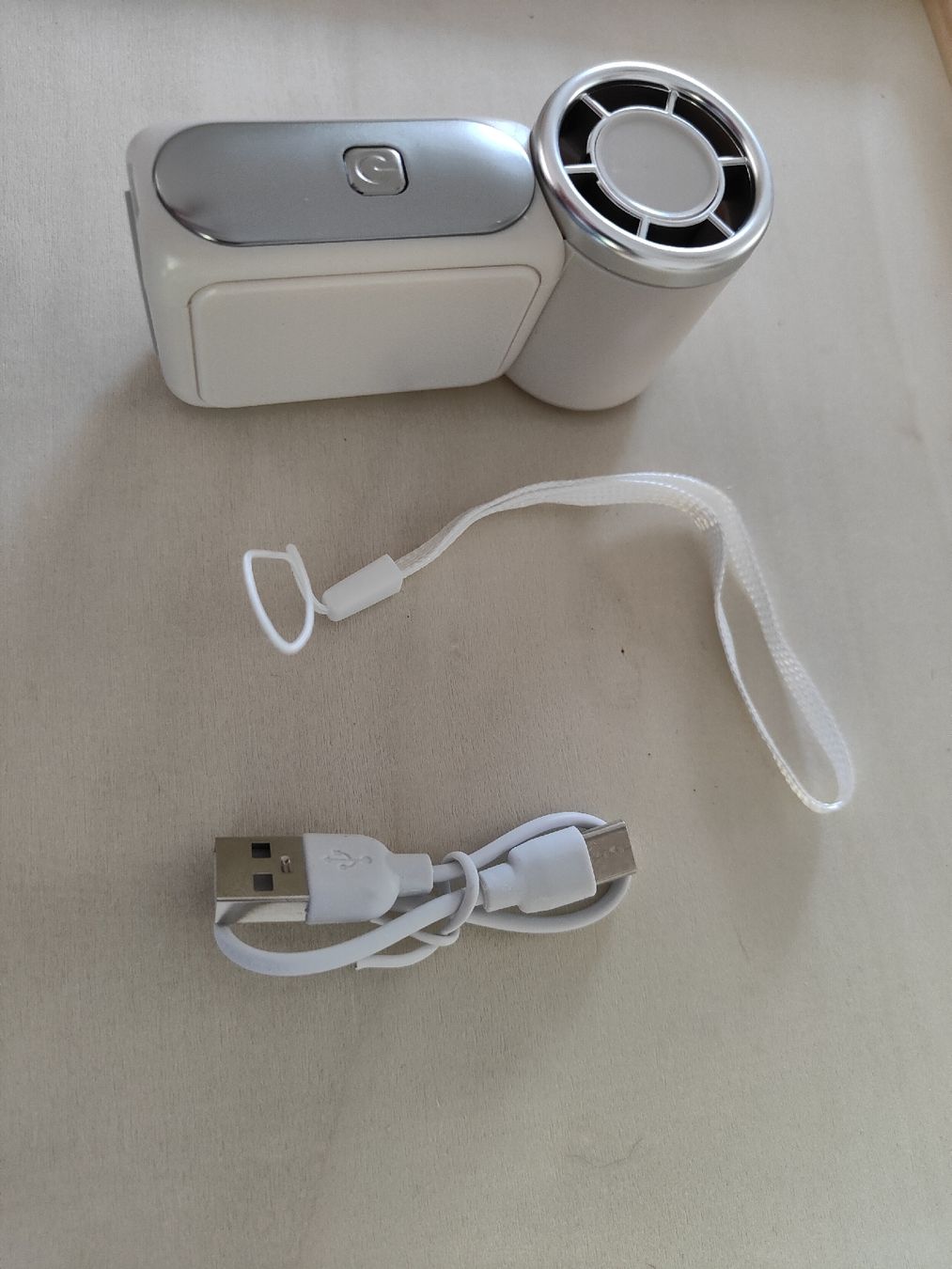 Ventilatoren: Lot de 3 mini ventilateurs portatifs – Neu und originalverpackt aus La Tour-de-Peilz von Gabs86 4