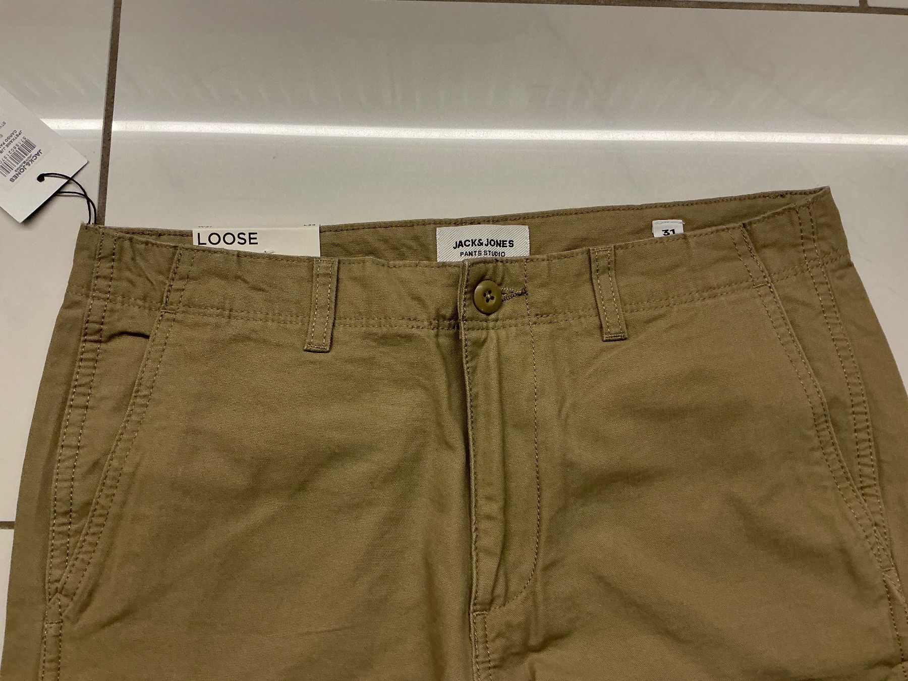 Jack & Jones Pantaloni: Cargo Hose Jack Jones Gr.31/34 – Nuovo e nell'imballaggio originale da Biel-Benken BL venduto da Sahra1 1
