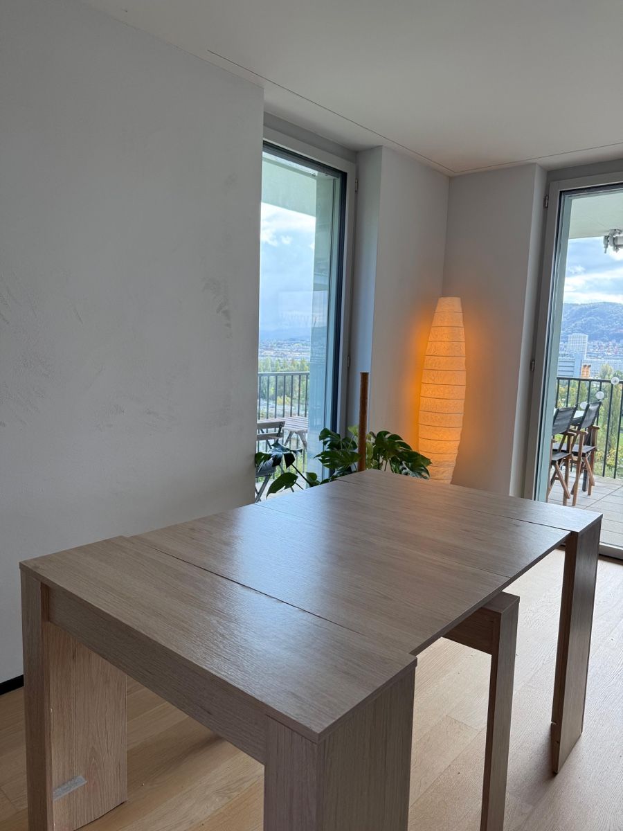 Tavoli: Extendable Dining Table - Perfect for Gatherings! – Usato da Zürich venduto da mar_66tv 5