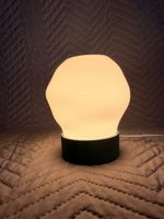„LIZ” Cloud – LED Tischlampe | individuell konfigurierbar