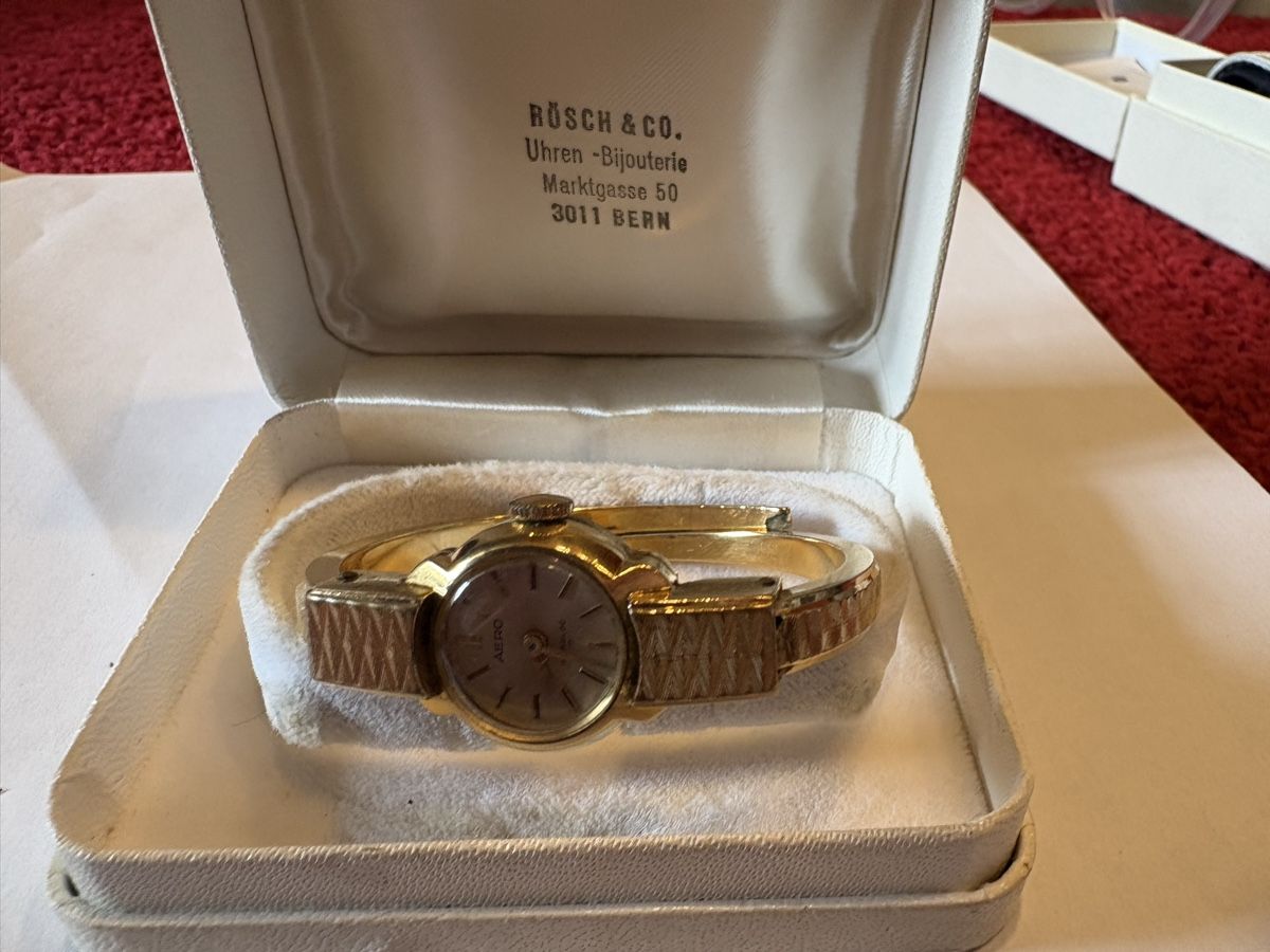Orologi: Aero Uhr vergoldet um 1970 – Usato da Murten venduto da Tzaugg 2