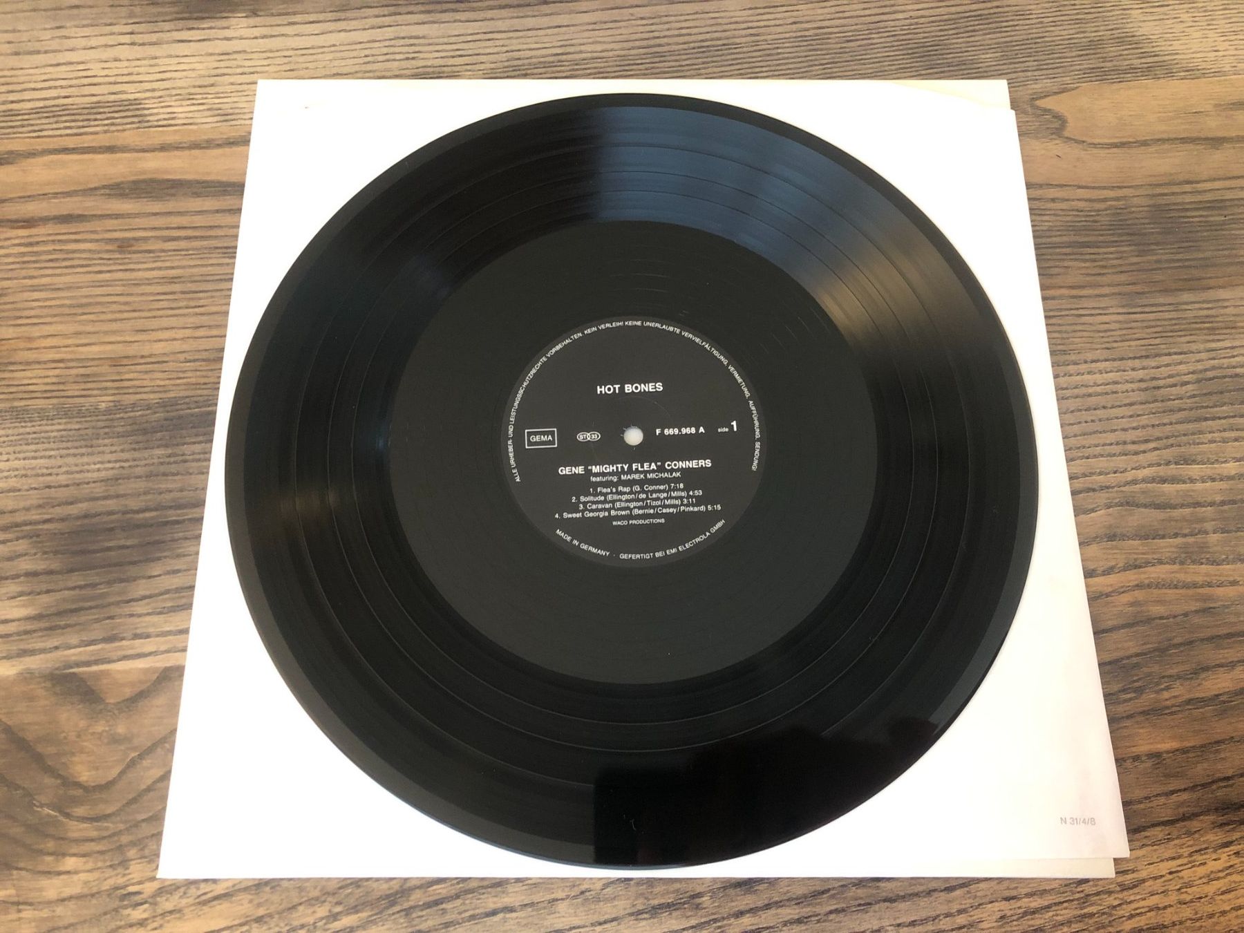 Schallplatten: LP Hot Bones Gene Mighty Flea Conners mit Autogramm – Gebraucht aus Berg am Irchel von Zweiti_Chance 3