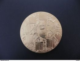 Médaille calendrier, Le temps scintille et le songe 1976