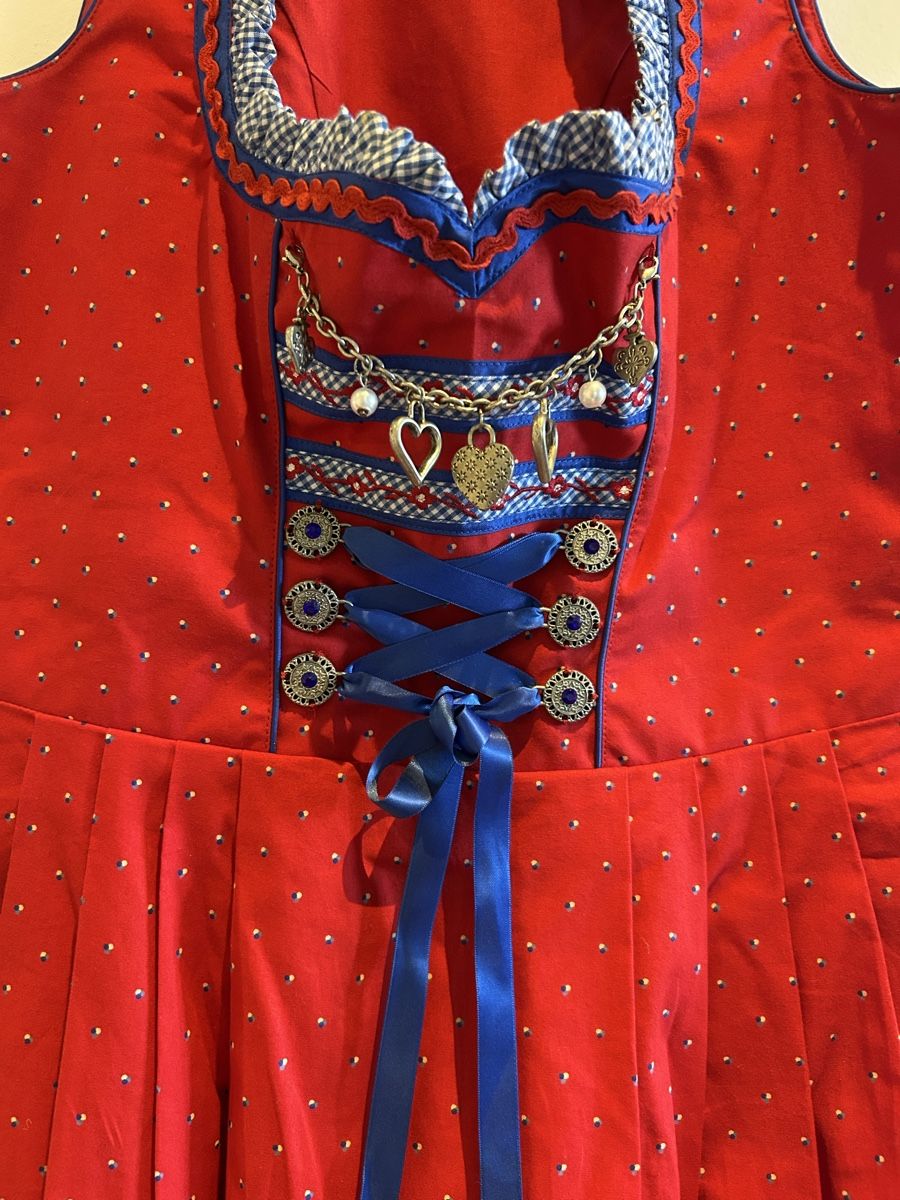 C&A Vestiti: Dirndl Landhaus mit Bluse – Nuovo (secondo la descrizione) da Aeugst am Albis venduto da schatzkistee 2