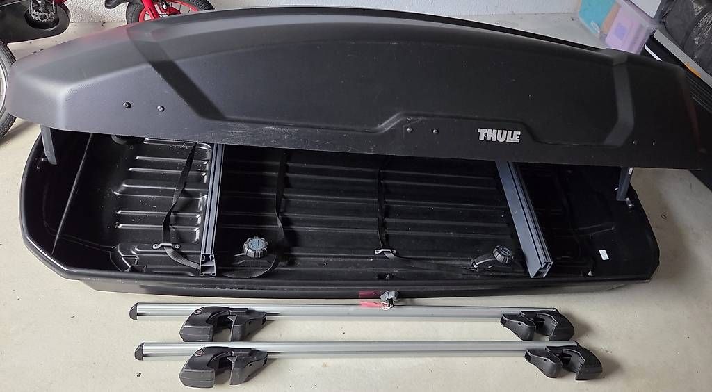 Coffres de toit: Thule Dachbox 400l  – D'occasion à Erschwil par vfr_t8xz 3