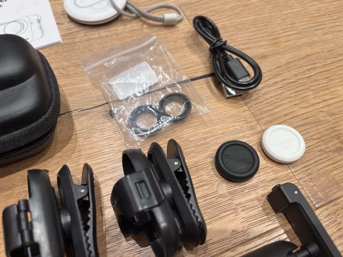 Insta360 Action Cam: Insta360 GO 3S mit Zubehör – Gebraucht aus Ernetschwil von m9d 9