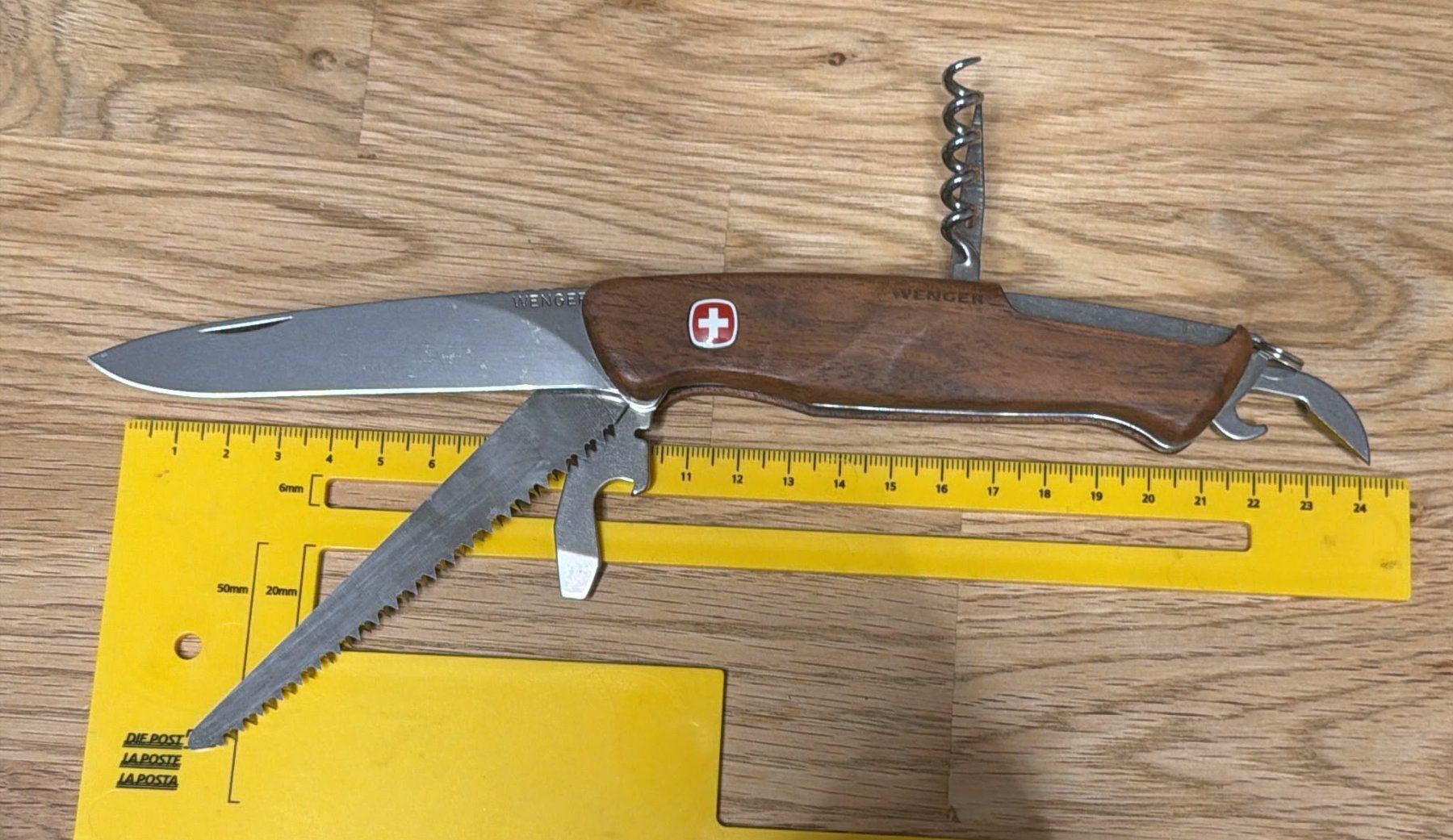 Wenger Coltelli tascabile: WENGER TASCHENMESSER – Usato da Zürich venduto da Frei-Occasionen 9