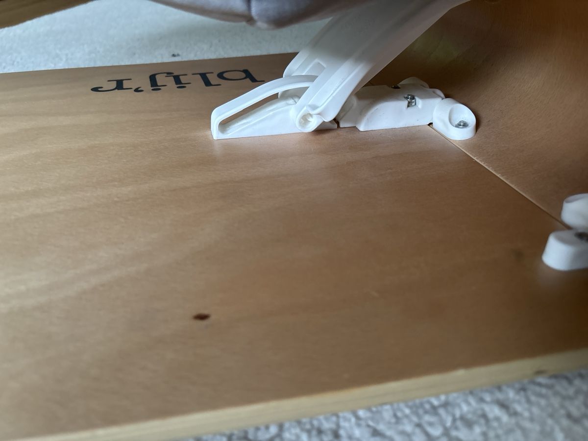 Sdraiette & Sdraiette a dondolo: Babywippe Holz von Blijr – Usato da Pieterlen venduto da JK99 1