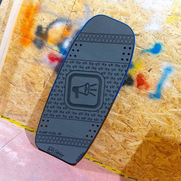Tavole da surf e di nuoto: Neues Pump Foil Board Strizy Boards – Usato da Rothrist venduto da Strizy 1