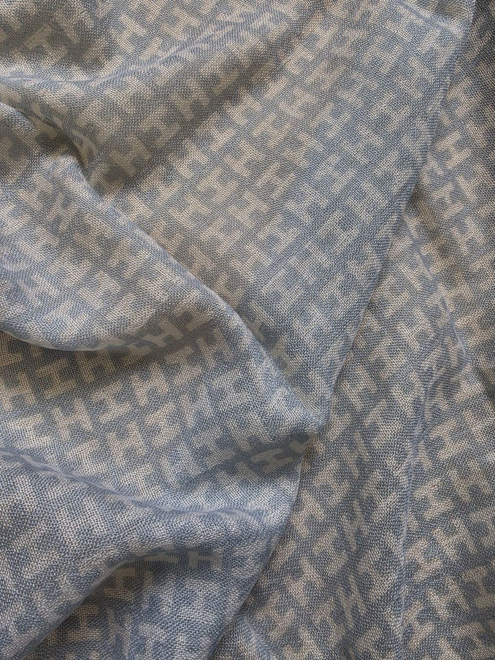 Hemisphere Foulards, Tücher & Schals: HEMISPHERE SCHAL/TUCH GRAUBLAU/HELL – Gebraucht aus Adlikon von jahr01 1