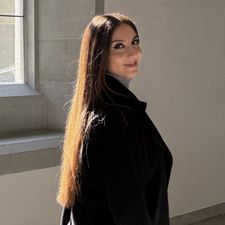 Profile image of dim_2yx9