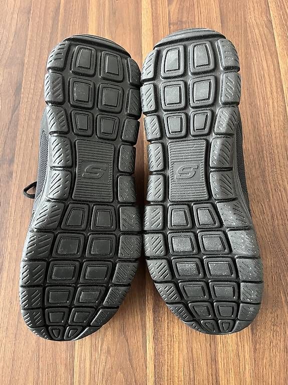 Scarpe da donna: Skechers – Usato da Hägendorf venduto da Chev-Chelios89 2