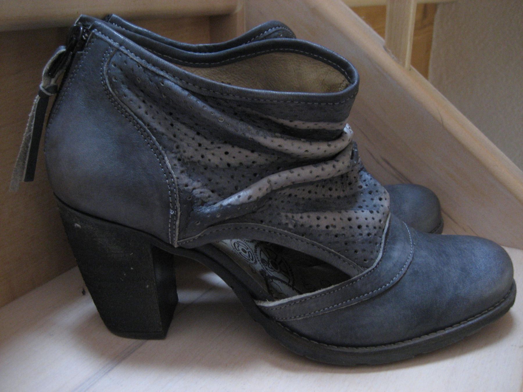 Scarpe da donna: Chaussures cuir DKODE grandeur 40 – Usato da Delémont venduto da marryb 2