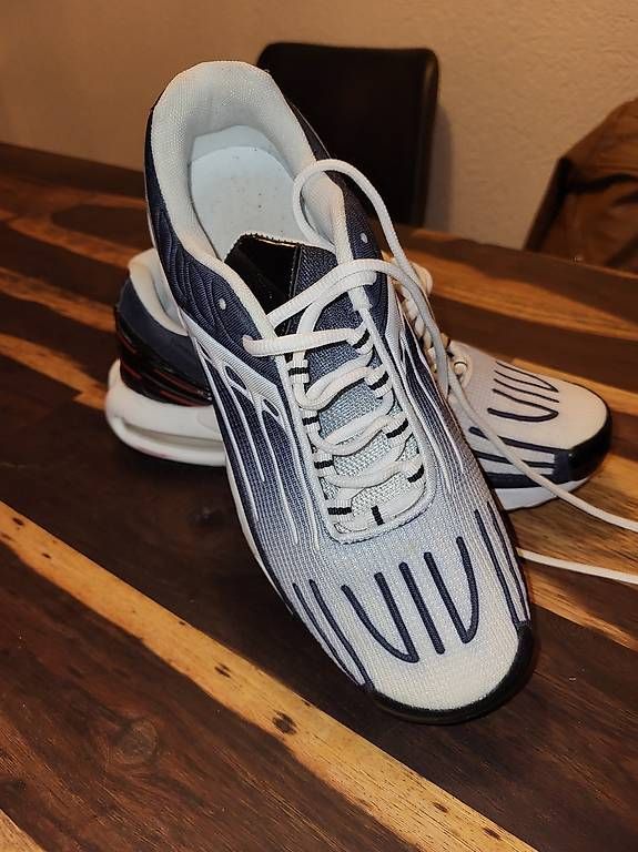 Chaussures hommes: Sneakers – D'occasion à Liebistorf par Karinzlnl 1