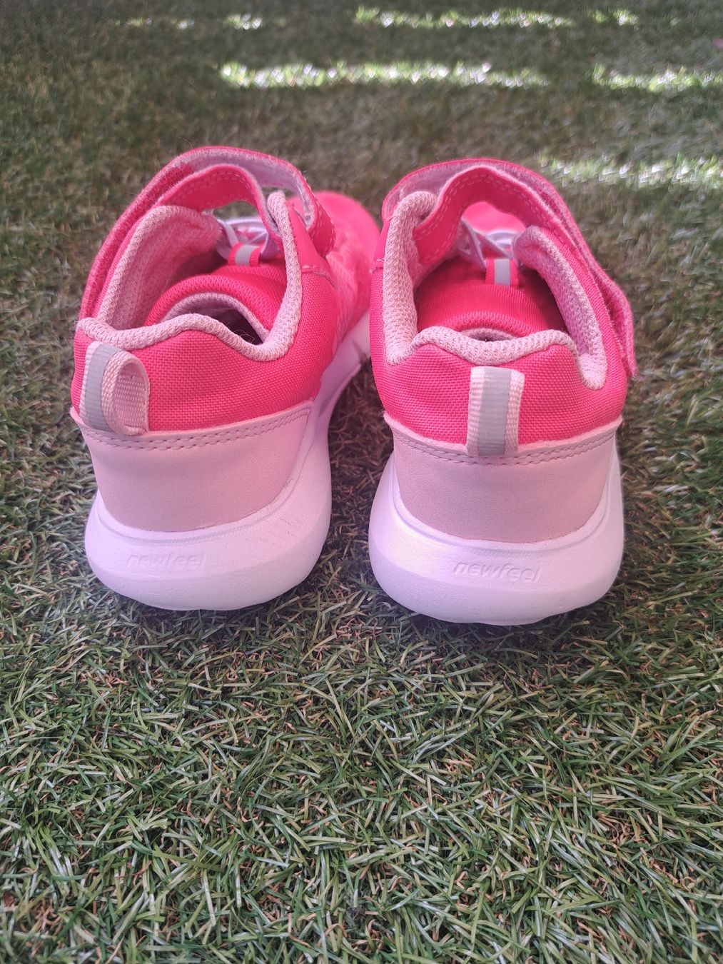 Decathlon Chaussures filles: Turnschuhe, Gr.30 – D'occasion à Seuzach par nadine.baur84 3