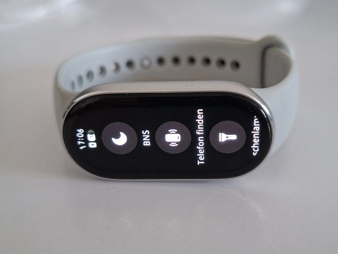 Xiaomi Smartwatch: Xiaomi Smart Band 10 Silber TopZustand – Gebraucht aus Bern von Wario 6