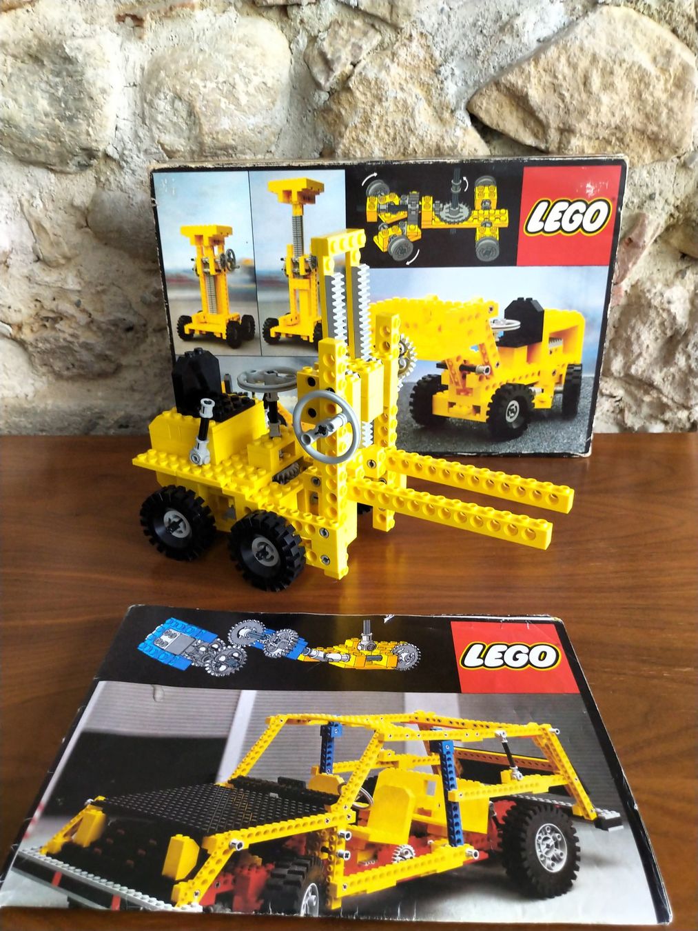 Lego Baukästen: LEG0 Technic 850 Hubstapler, original Verpackung & Anleitung – Gebraucht aus Bern von WE_ARE