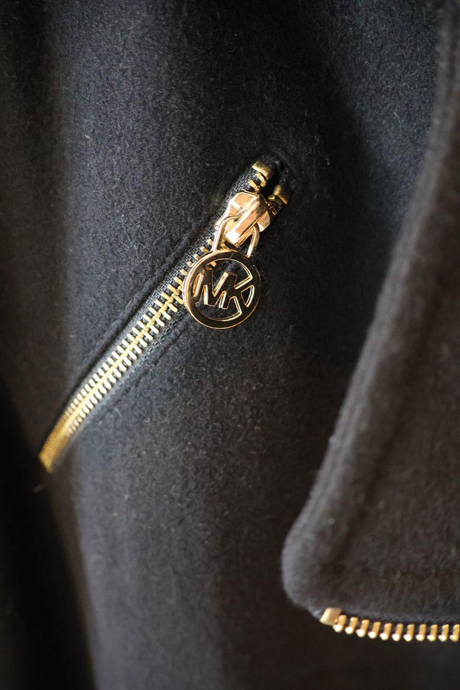 Michael Kors Cappotti: Schwarzer Wollmantel von Michael Kors – Usato da Winterthur venduto da jul_v9wx 2