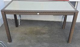 Sunfun Rattan-Gartentisch mit Glasplatte
