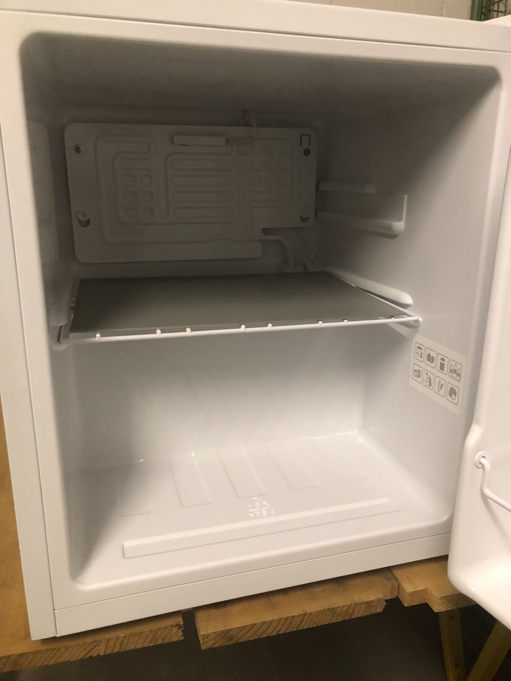 Kibernetik Frigoriferi: Kühlschrank 40 L – Usato da Elgg venduto da Petrolmax 1