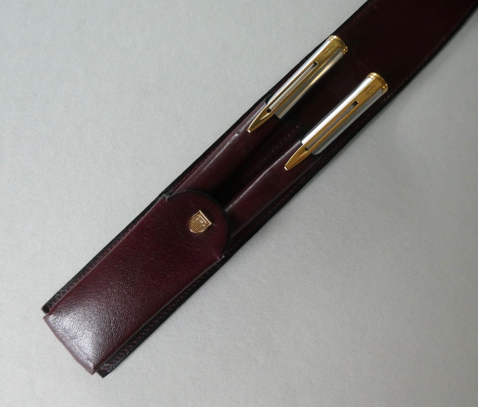 Waterman Penna & Evidenziatori: WATERMAN Kugelschreiber/Bleistift mit Etui, Initialen M.K. – Nuovo (secondo la descrizione) da Oberentfelden venduto da Rosenresli.02 1