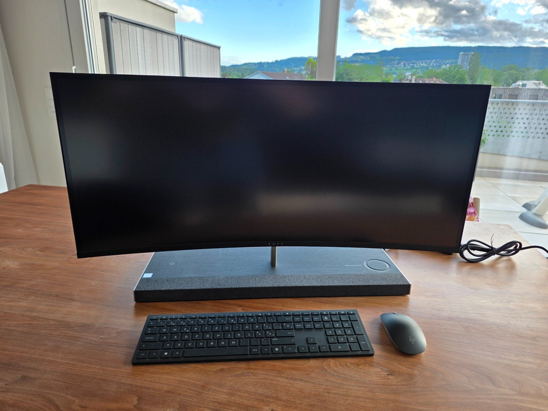 Hewlett Packard PC: HP ENVY 34 All-in-One PC - Windows 11 – Usato da Fahrweid venduto da Halogen2 1