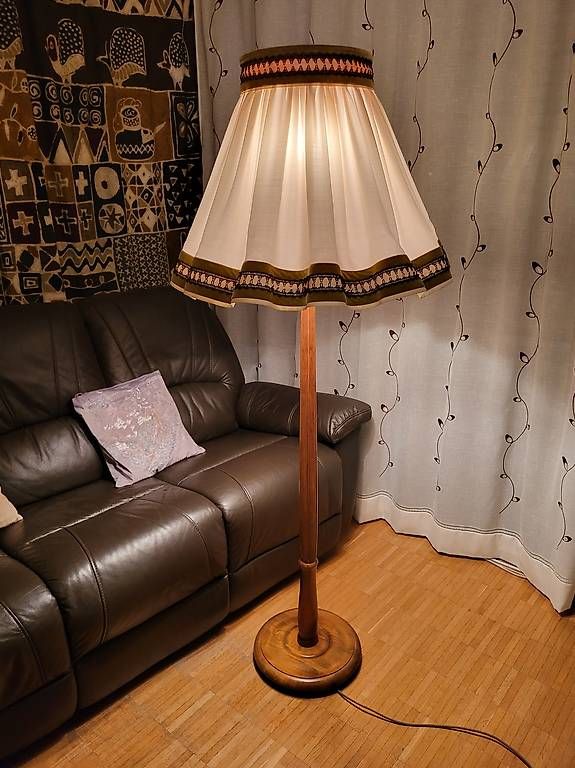 Lampade: Lampadaire année 70 – Usato da Confignon venduto da bro_rjx8 7