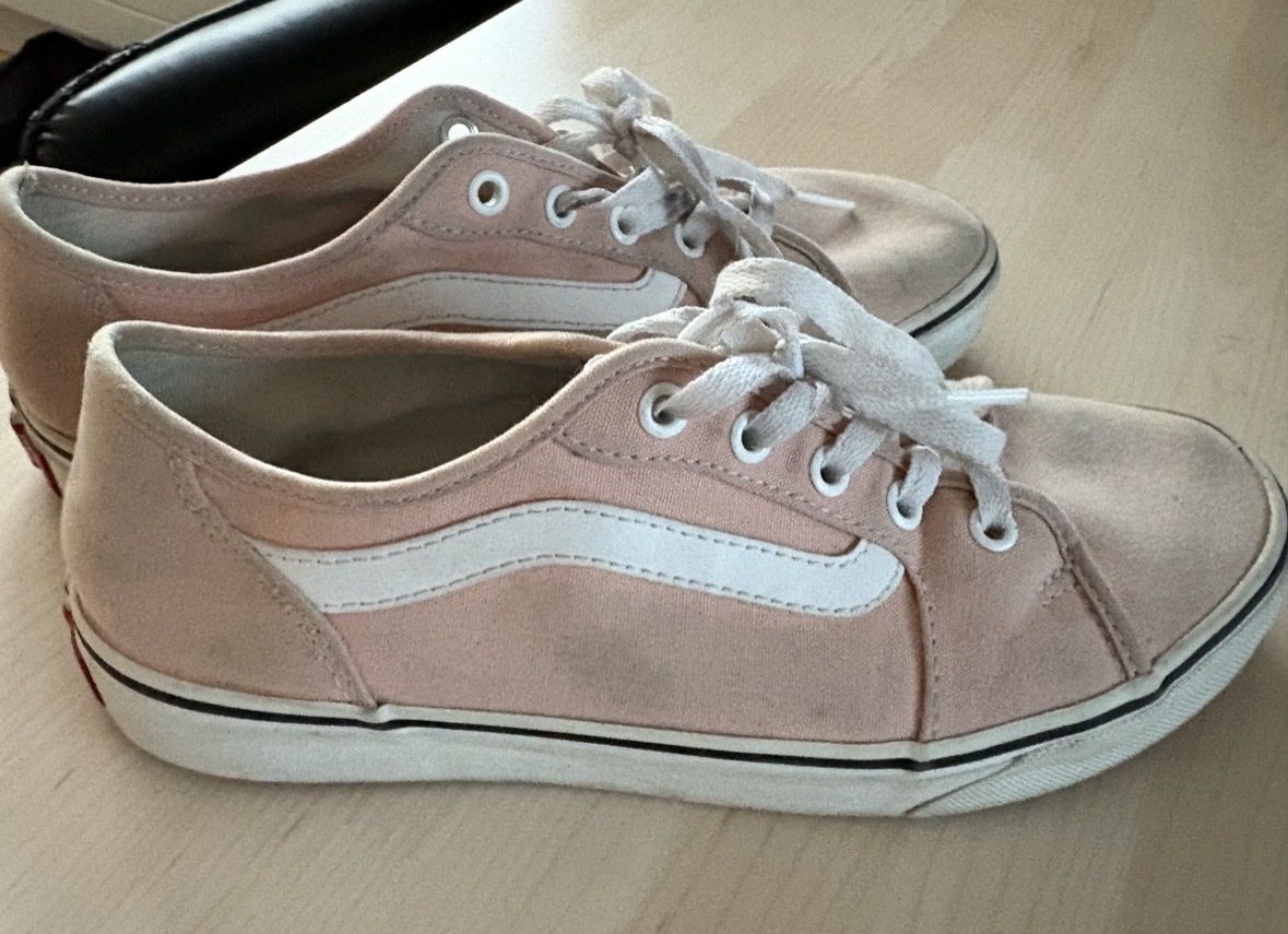 Vans Chaussures hommes: Vans shoes – D'occasion à Büren an der Aare par zoe_bx5b