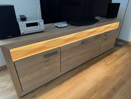 schönes Sideboard Eiche mit Beleuchtung super Zustand