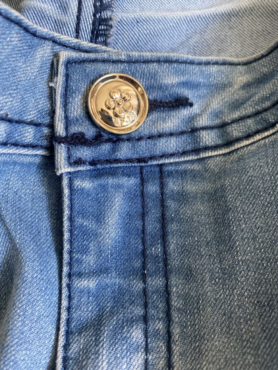 Jeans: Pantalon jeans – Nuovo e nell'imballaggio originale da Geneve venduto da pat_p76n 1