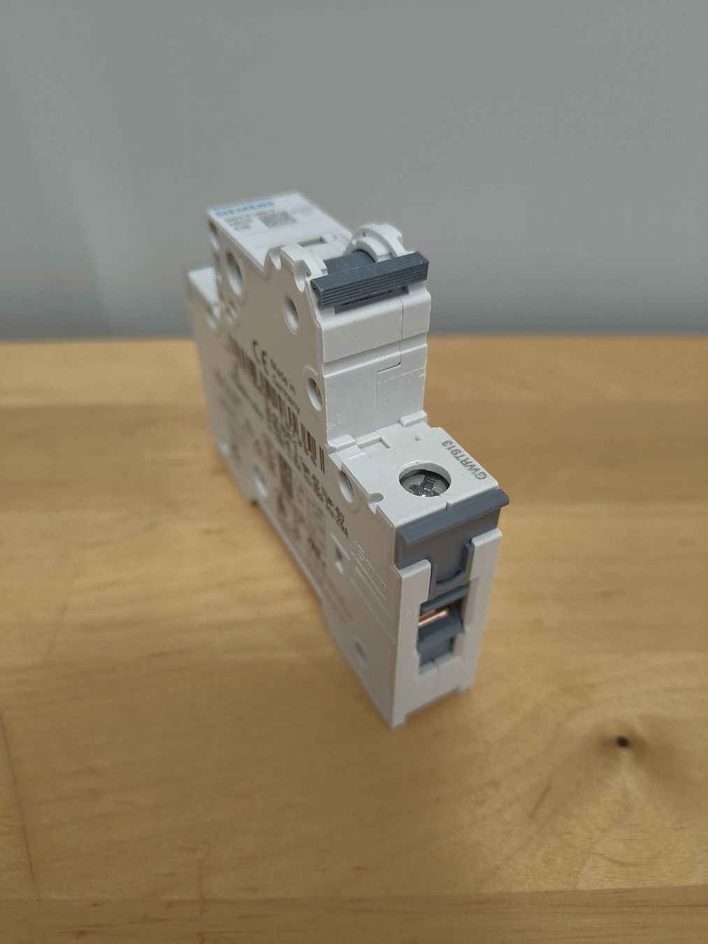 Alimentazione elettrica: Siemens Leitungsschutzschalter C 6 – Nuovo e nell'imballaggio originale da Emmenbrücke venduto da BlSi 6