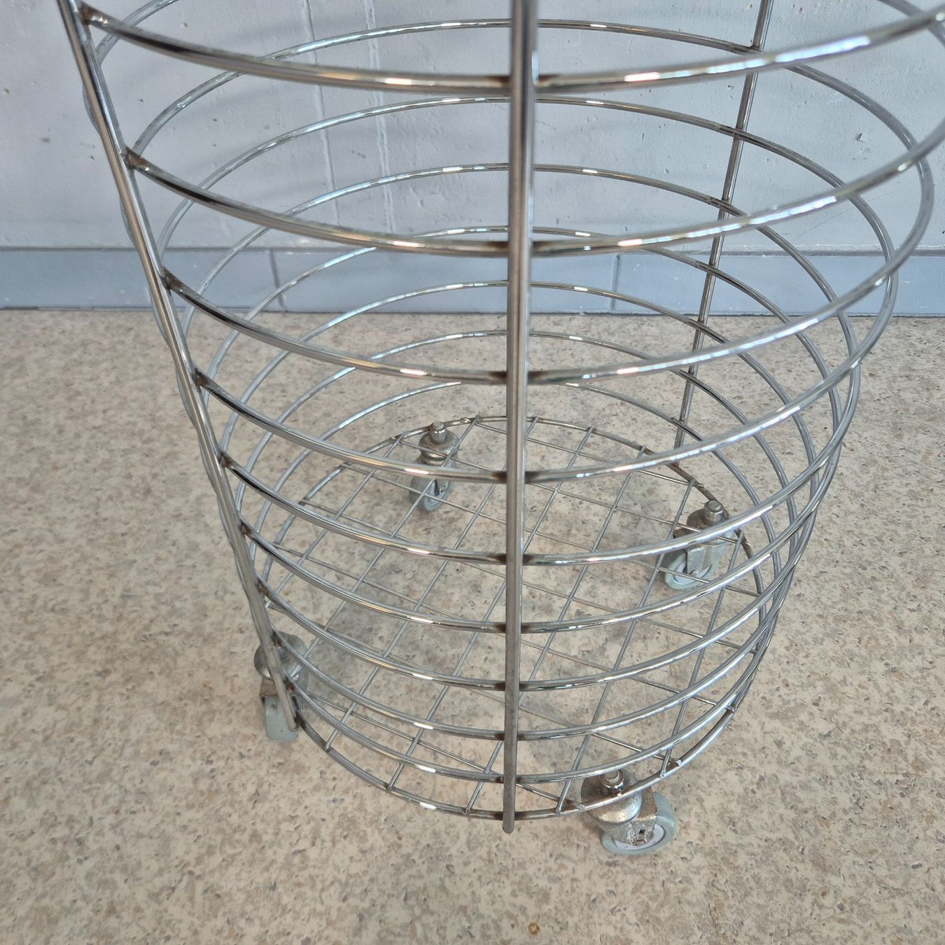 Cesti per biancheria: Balton Chrom Gitter Wäschekorb rollbar Laundry Basket – Usato da Nottwil venduto da Wondewa-Shop 5