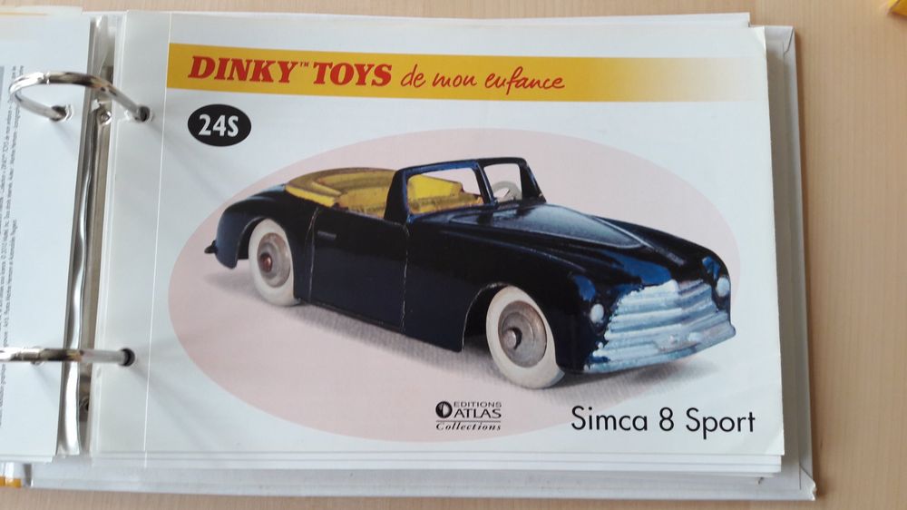 Dinky toys Simca 8 sport fabriqué en France par meccano - Collection
