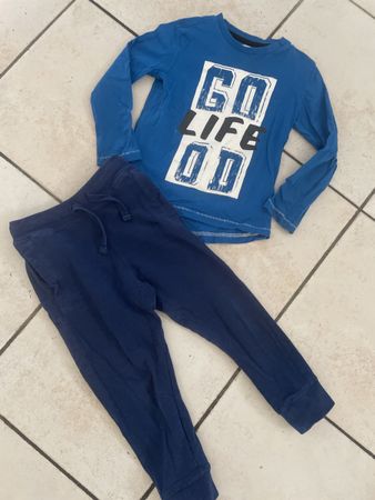 Jungen Set/Pijama Gr. 98/104 Piazza Italia