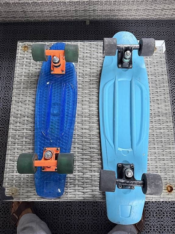 Skateboards: 2 Pennyboards 22" Mini-Cruiser, blau – Gebraucht aus Wallisellen von itko 1