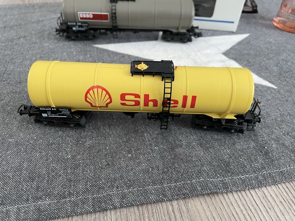 Märklin Modelleisenbahnen: Märklin Kesselzug – Gebraucht aus Biberist von Sopc 3