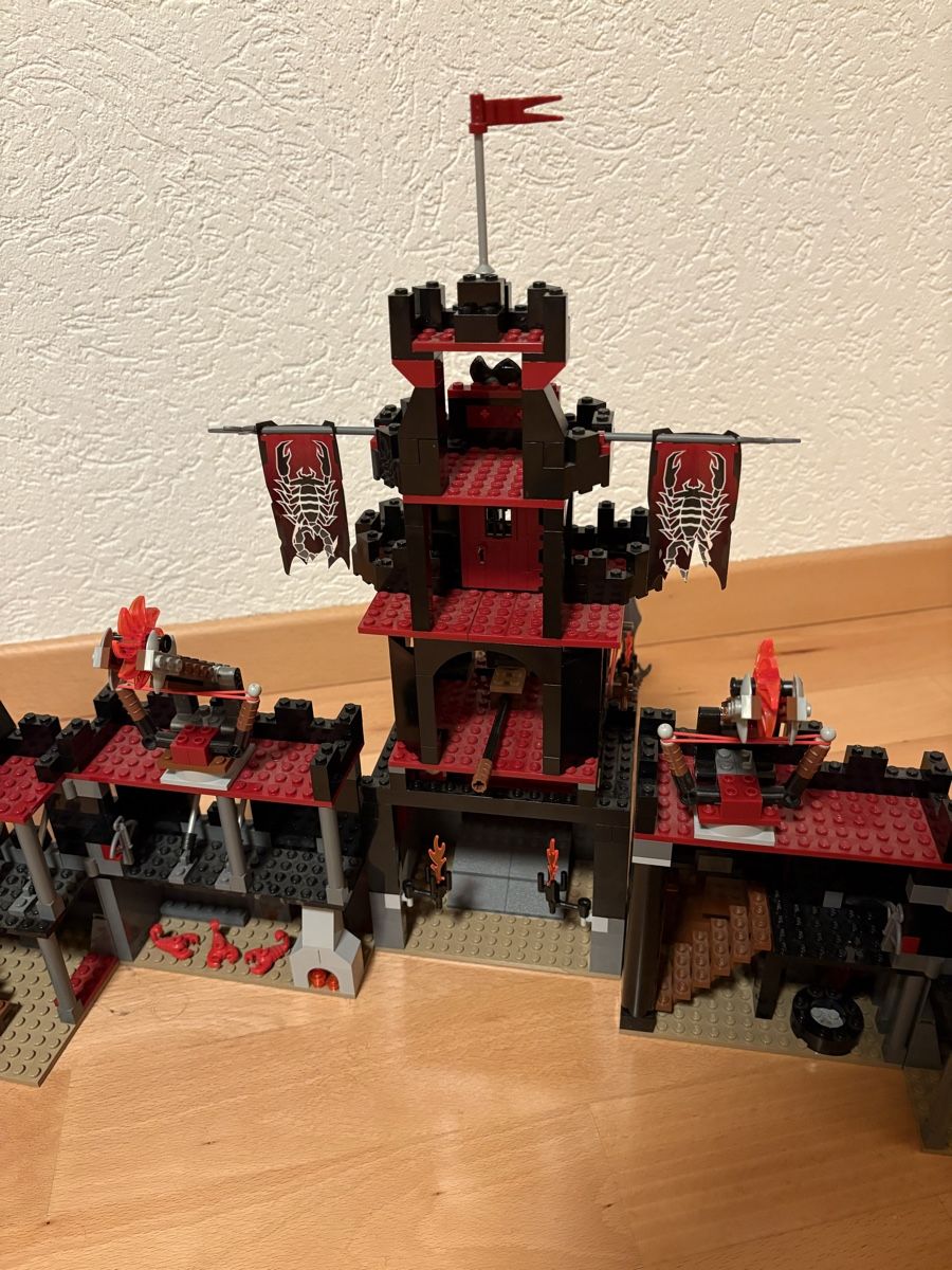 Lego Kit di costruzioni: LEGO 8877- Knights Kingdom – Usato da Bühler venduto da joe_ht72 4