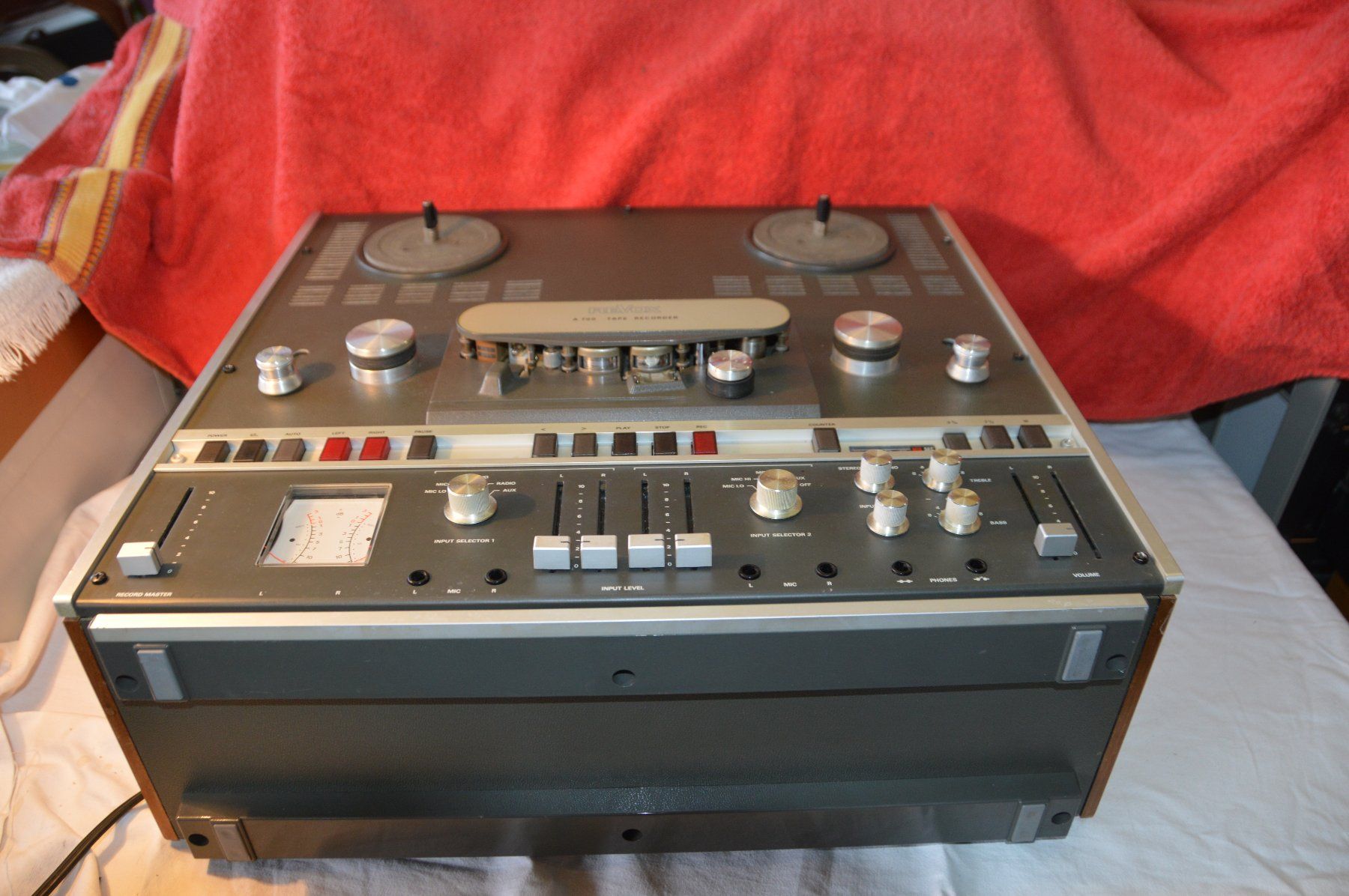Revox Apparecchi a nastro: Studer Revox A 700 Nr 157 Prototyp von Revox Cheftechniker – Usato da Wädenswil venduto da tome70 1