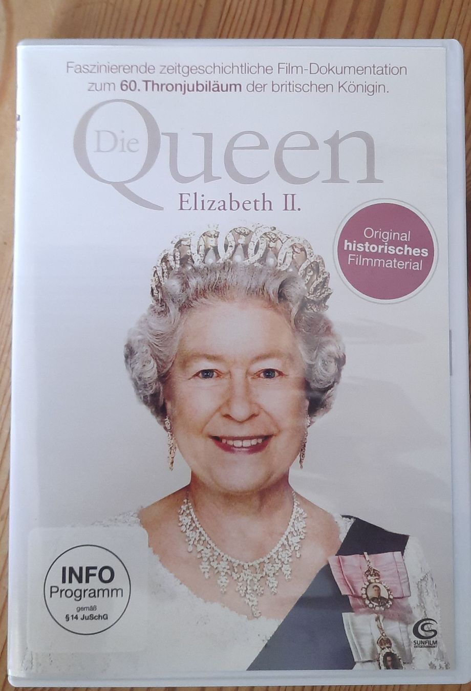 Tous les DVDs: Die Queen Elizabeth II. DVD Dokumentation  – D'occasion à Konolfingen par the_5fqm