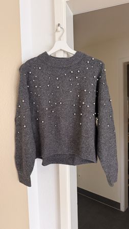 Pullover mit Perlen, Grösse XS