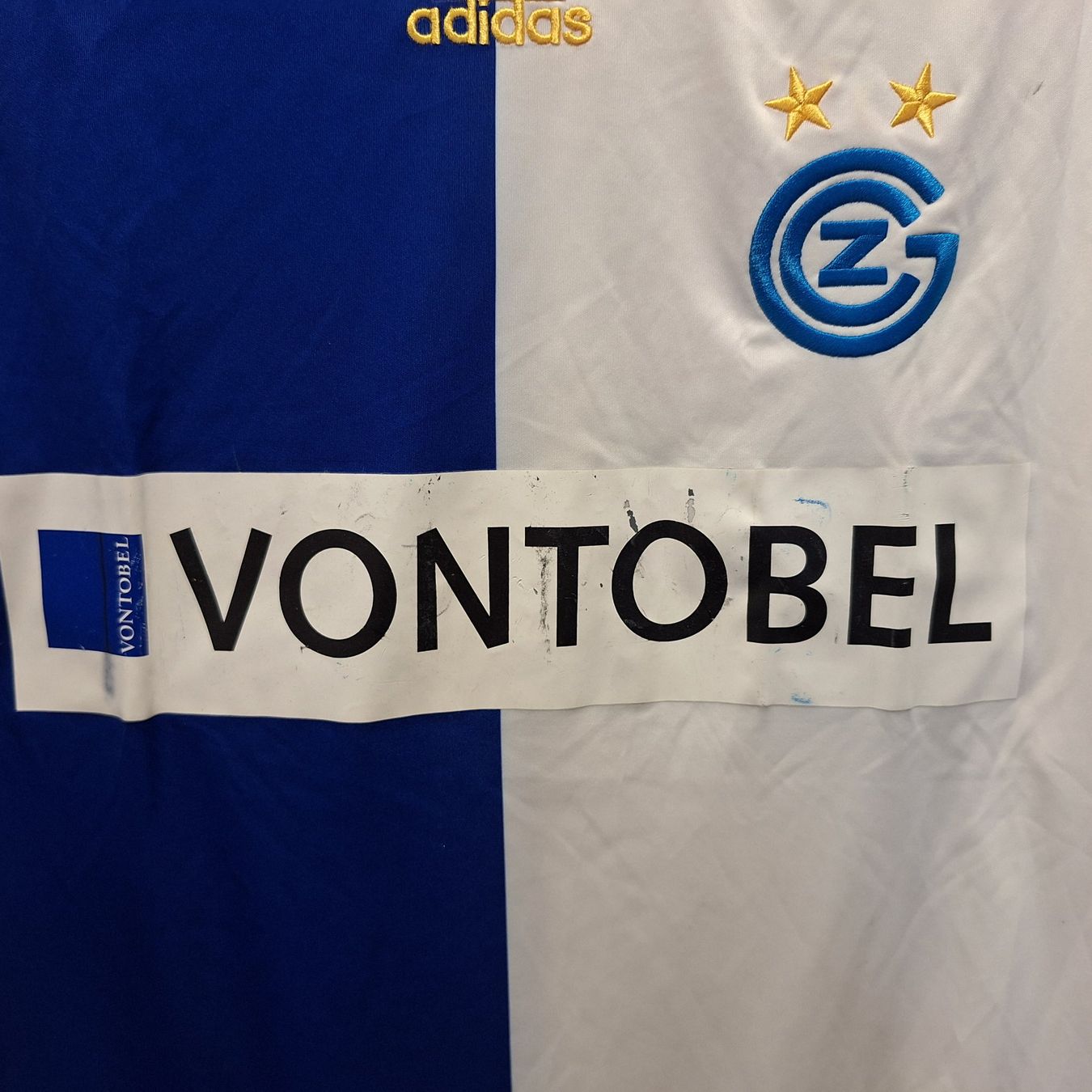 Canottiere & Pantaloni: Adidas Grasshoppers Vontobell M home – Usato da Bellinzona venduto da LA-ropa-de-Juan 1