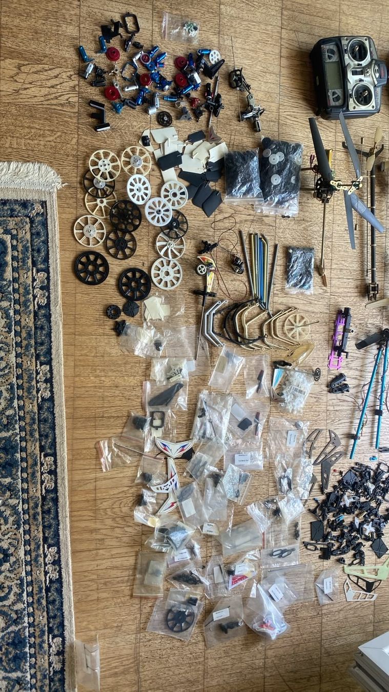 Kits de montage: Viele klein heli erzatsteil – D'occasion à Schaffhausen par Kadiro 7