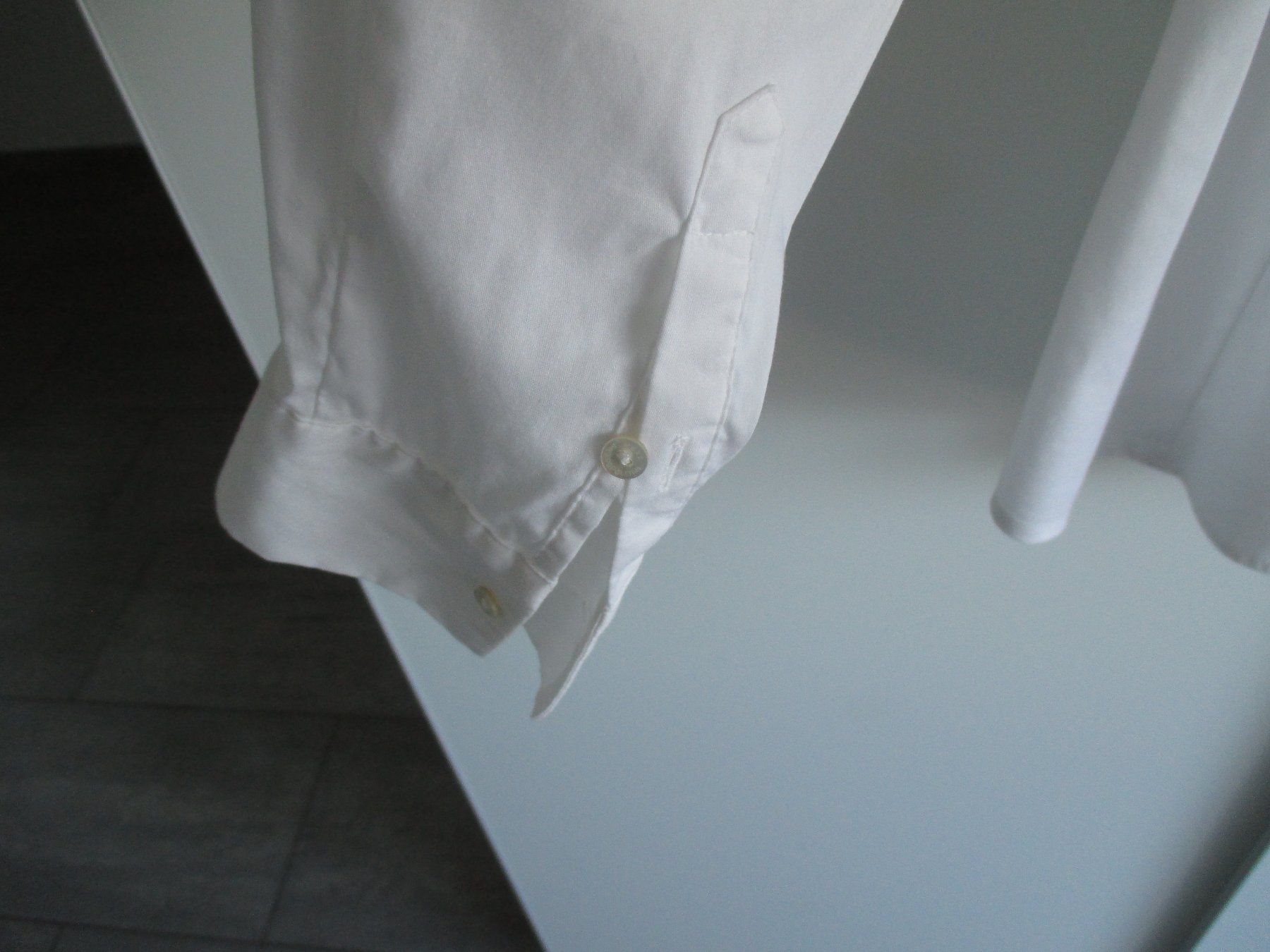 Mexx Blusen: klassisch, weisse Bluse von MEXX, Grösse 40 - NEU – Neu (gemäss Beschreibung) aus glattfelden von carlo046 2