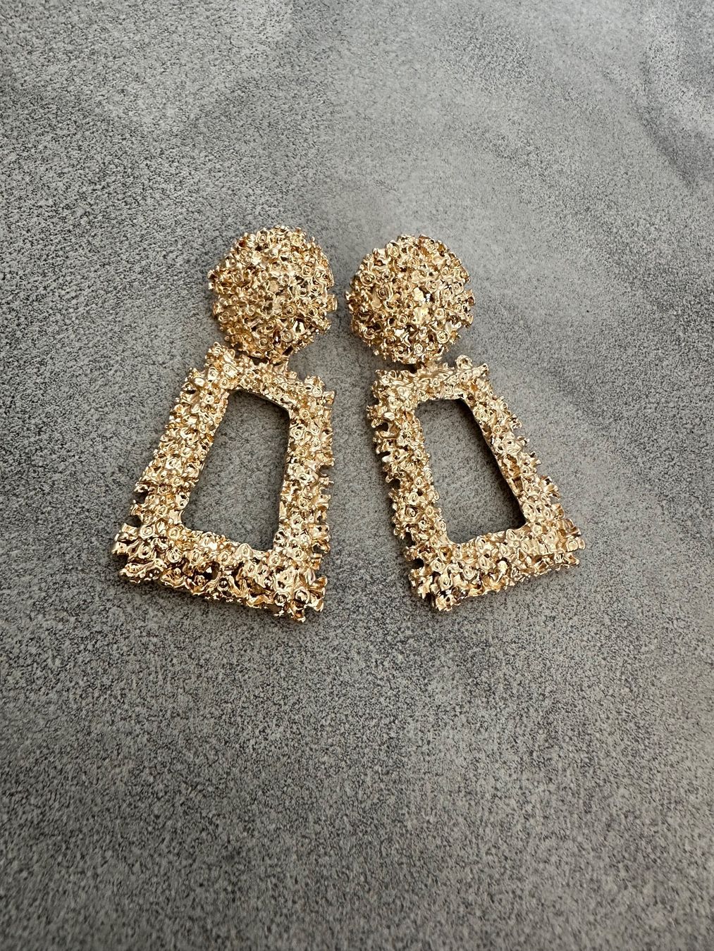 Orecchini pendenti & Orecchini a lobo: Statement Ohrringe Gold - auffälliger Schmuck – Nuovo (secondo la descrizione) da Dietikon venduto da vithya88