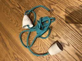 Türkises Lampen Kabel E27 Fassung ￼