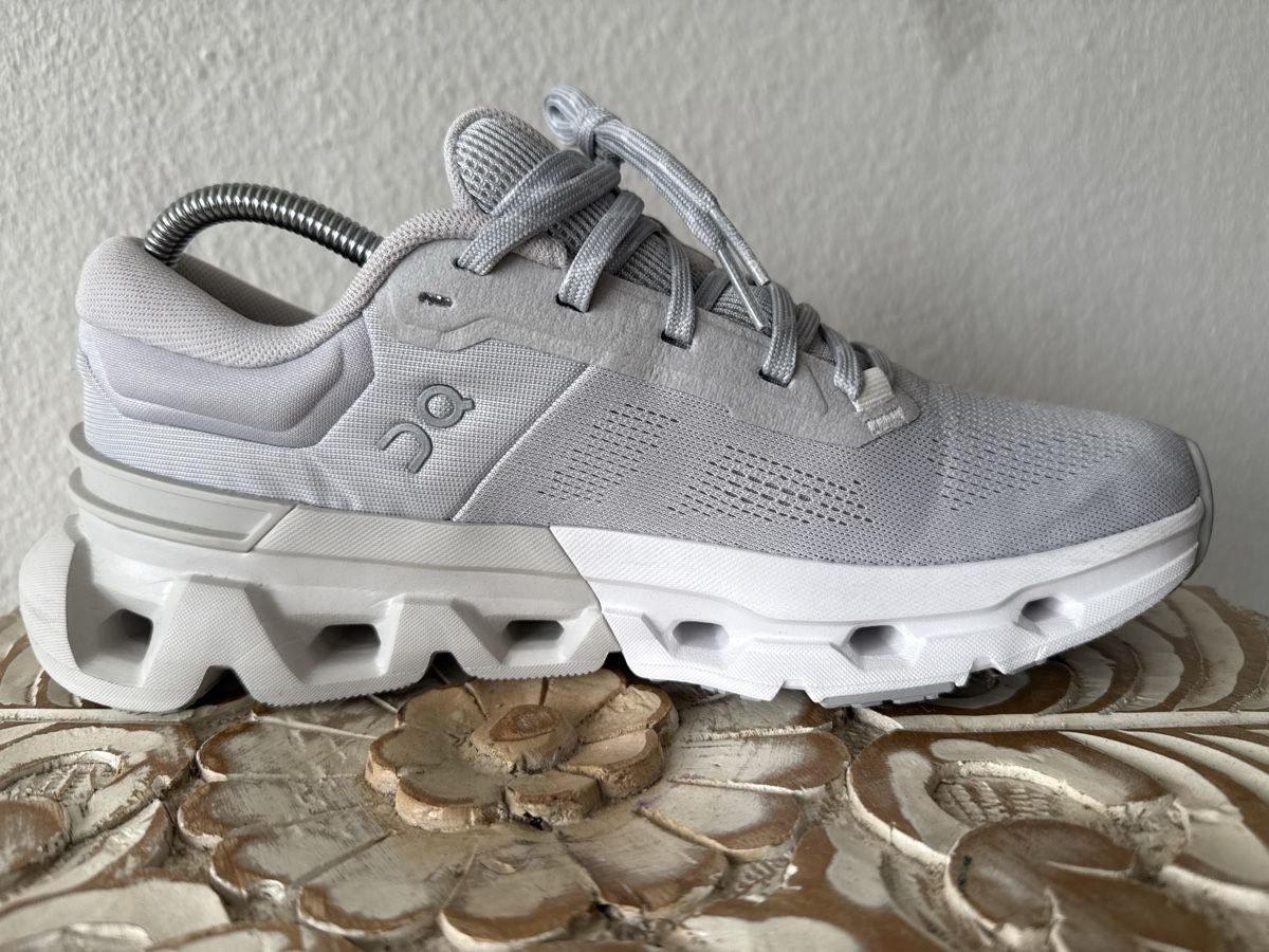 On Herrenschuhe: On cloud Cloudflyer 5 Grösse 42 fast neu – Neu (gemäss Beschreibung) aus Zürich von sha_vw65 4